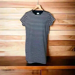 - Missguided Size 12 Pullover Sheath Dress. Navy and White Striped.